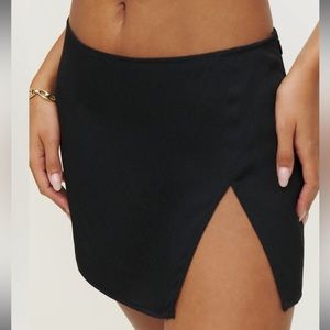 Reformation Kiara miniskirt black NWT